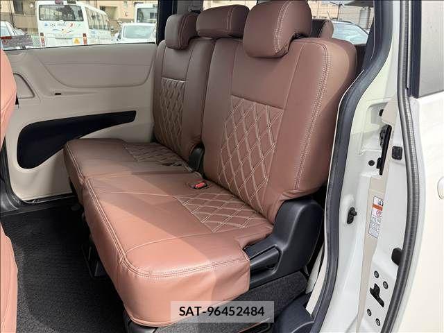 Toyota SIENTA 2017-05 7225059-9