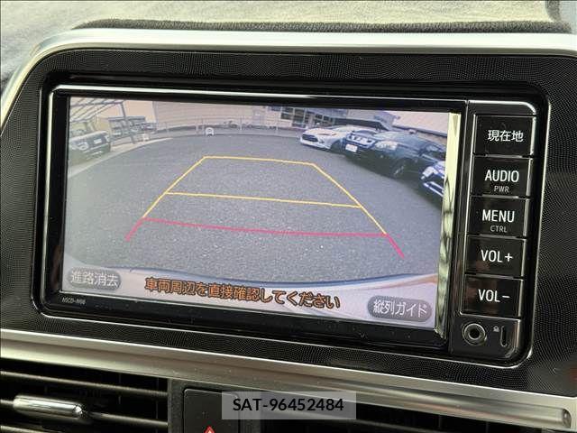 Toyota SIENTA 2017-05 7225059-12