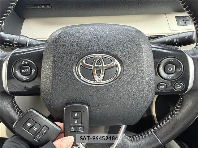 Toyota SIENTA 2017-05 7225059-17