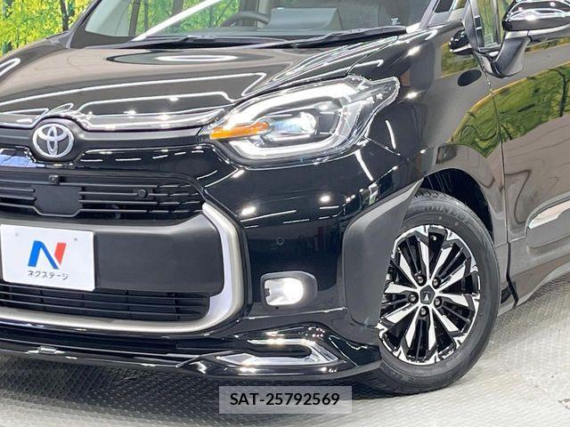 Toyota SIENTA 2022-09 7225083-11