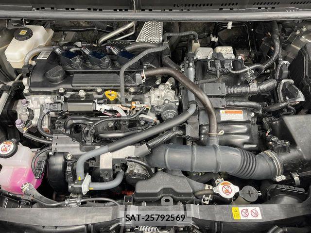 Toyota SIENTA 2022-09 7225083-17