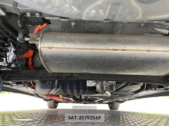 Toyota SIENTA 2022-09 7225083-18