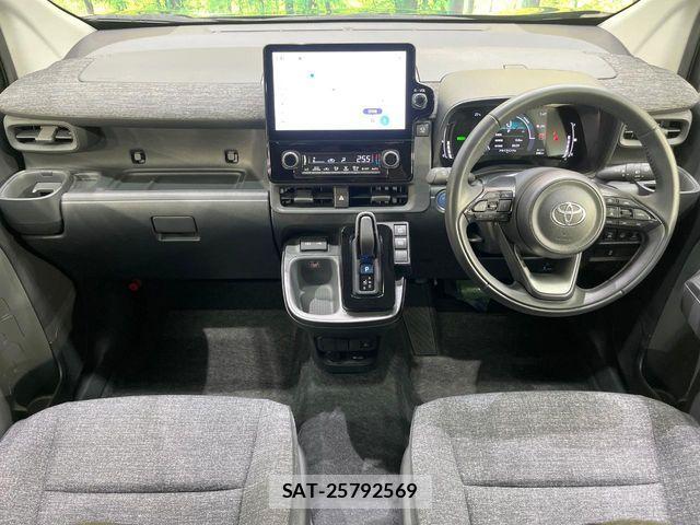 Toyota SIENTA 2022-09 7225083-1