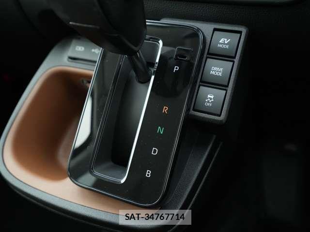 Toyota SIENTA 2025-03 7225126-15