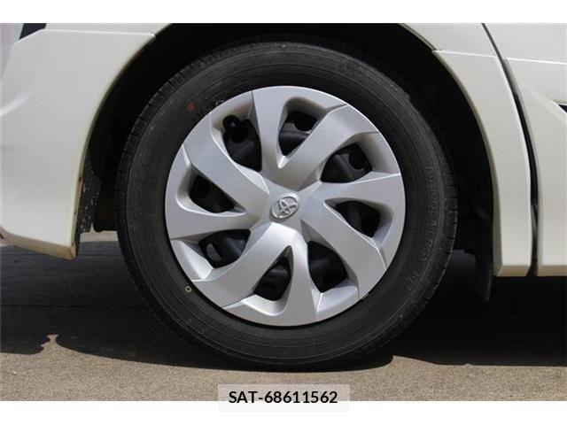 Toyota SIENTA 2016-02 7225042-15