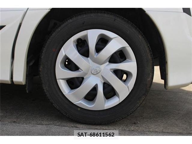 Toyota SIENTA 2016-02 7225042-16