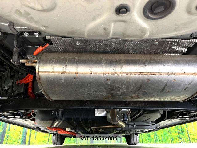 Toyota SIENTA 2023-09 7225098-18