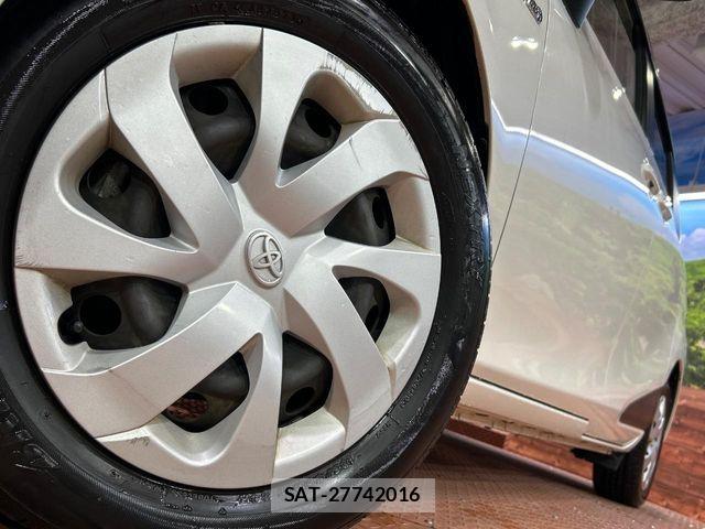 Toyota SIENTA 2015-11 7225036-13