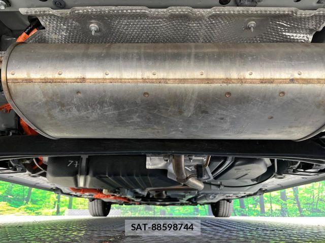 Toyota SIENTA 2023-08 7225096-18