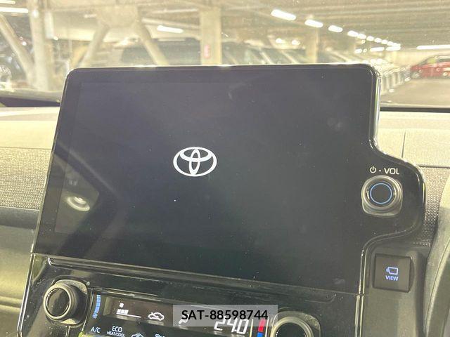 Toyota SIENTA 2023-08 7225096-3