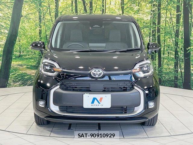 Toyota SIENTA 2023-06 7225090-14