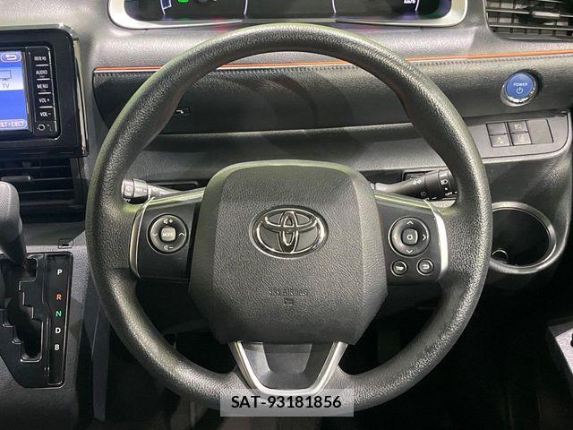 Toyota SIENTA 2018-10 7225070-12