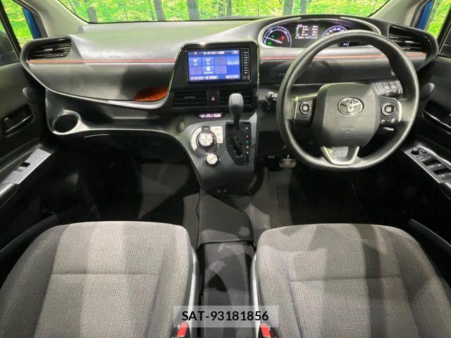 Toyota SIENTA 2018-10 7225070-1