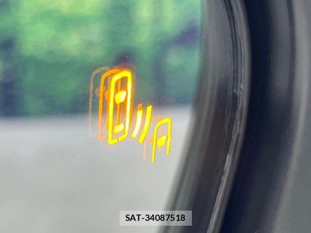 Toyota SIENTA 2023-07 7225092-6