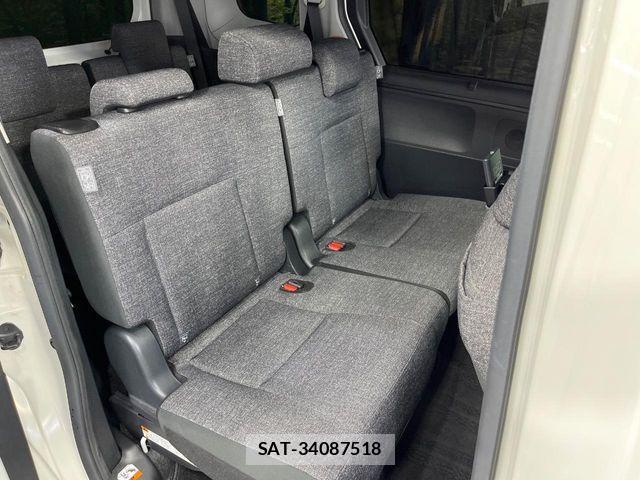 Toyota SIENTA 2023-07 7225092-8