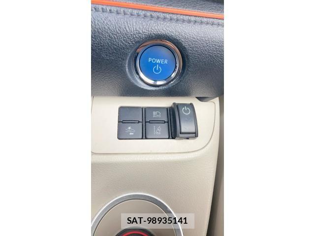 Toyota SIENTA 2015-09 7225033-20