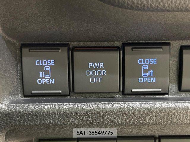 Toyota SIENTA 2024-03 7225115-4