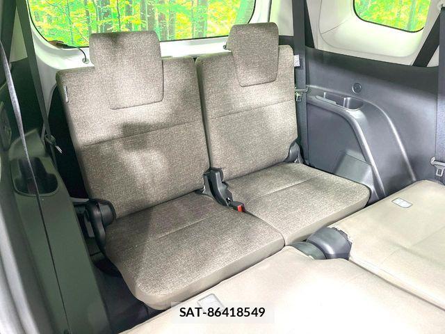 Toyota SIENTA 2024-09 7225122-12