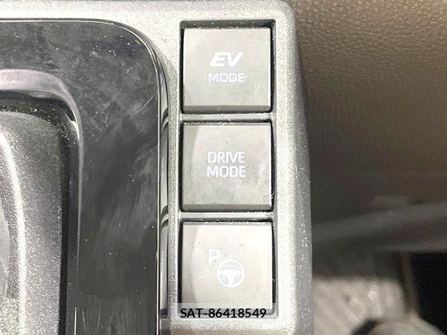 Toyota SIENTA 2024-09 7225122-6