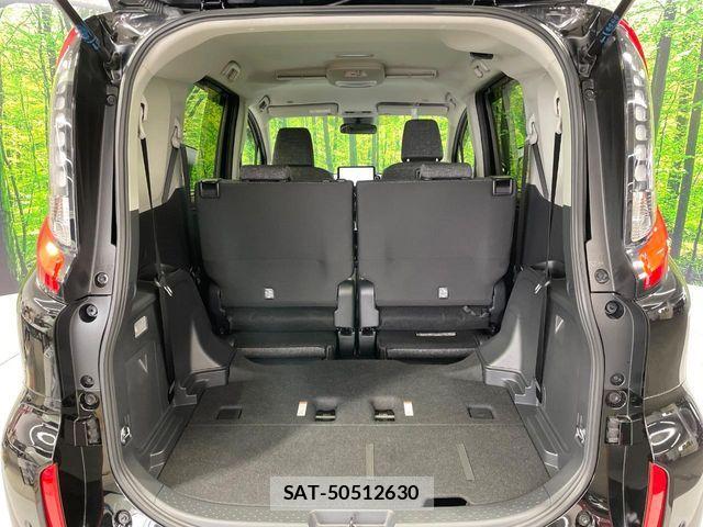 Toyota SIENTA 2023-10 7225101-11