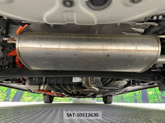 Toyota SIENTA 2023-10 7225101-18
