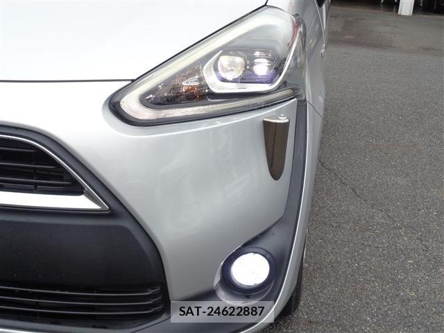Toyota SIENTA 2017-06 7225057-9