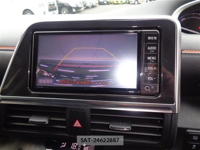 Toyota SIENTA 2017-06 7225057-21
