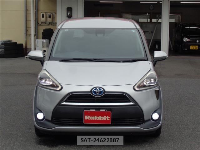 Toyota SIENTA 2017-06 7225057-4