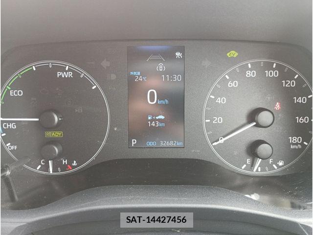 Toyota SIENTA 2023-11 7225110-6