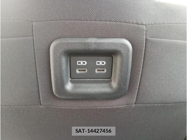 Toyota SIENTA 2023-11 7225110-7
