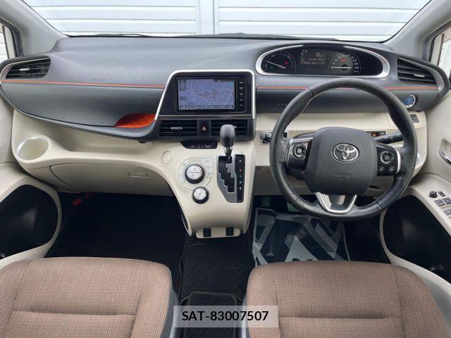 Toyota SIENTA 2016-03 7225048-1