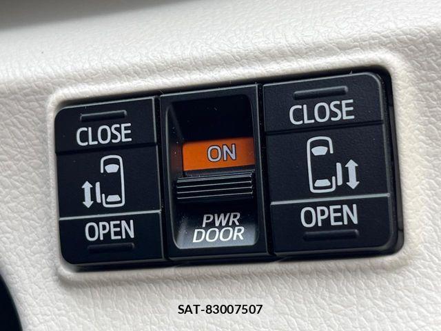 Toyota SIENTA 2016-03 7225048-4