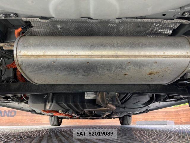 Toyota SIENTA 2023-06 7215755-18