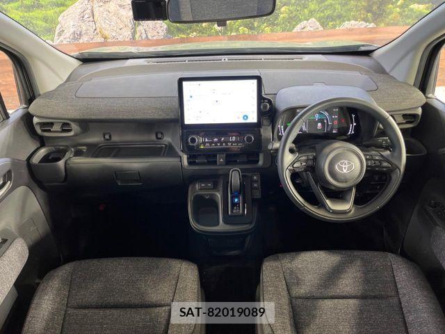 Toyota SIENTA 2023-06 7215755-1