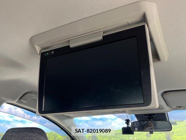 Toyota SIENTA 2023-06 7215755-2