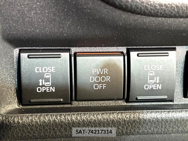 Toyota SIENTA 2023-06 7215761-5
