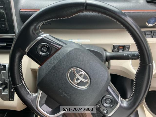 Toyota SIENTA 2016-06 7225054-12