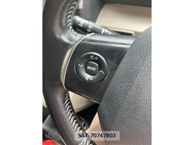 Toyota SIENTA 2016-06 7225054-13