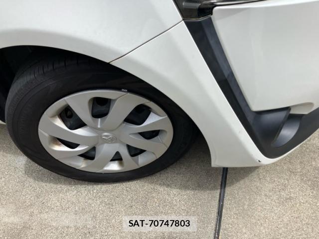 Toyota SIENTA 2016-06 7225054-2