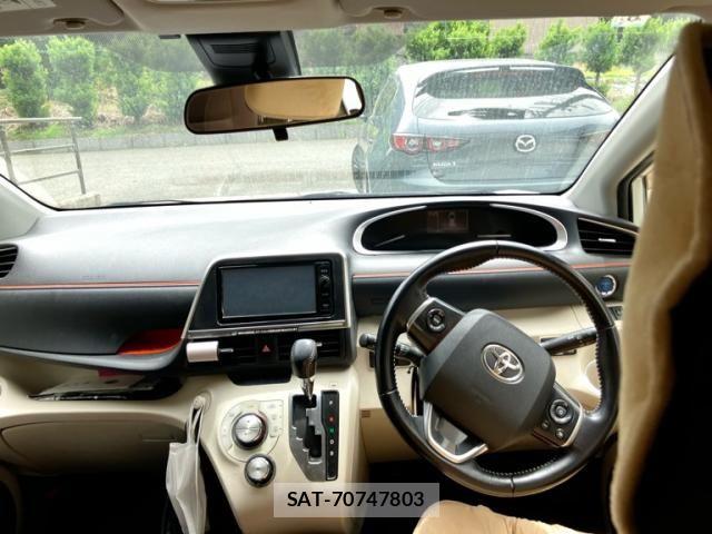 Toyota SIENTA 2016-06 7225054-8