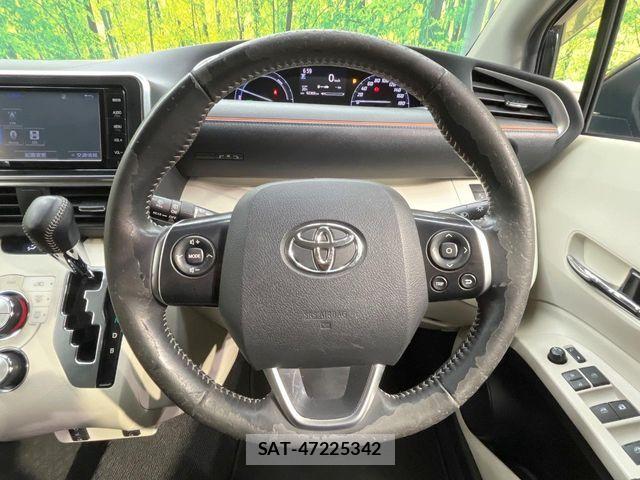 Toyota SIENTA 2016-01 7225043-11