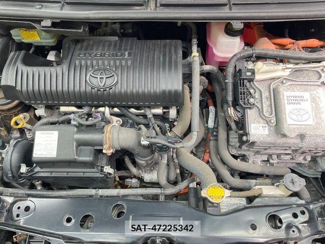 Toyota SIENTA 2016-01 7225043-17