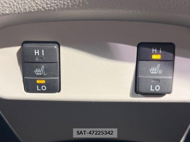 Toyota SIENTA 2016-01 7225043-6