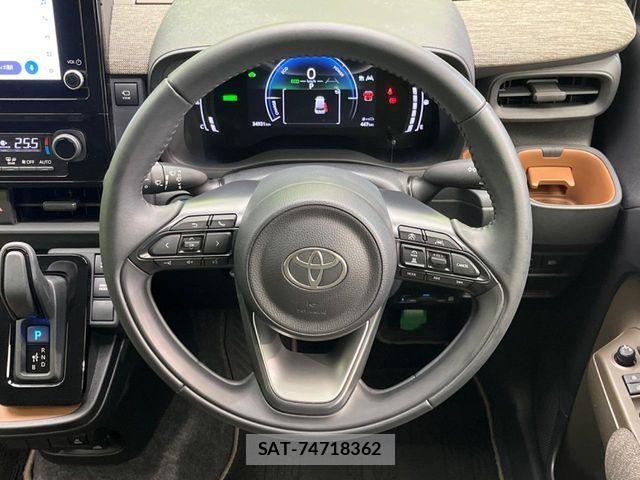 Toyota SIENTA 2023-11 7225106-11