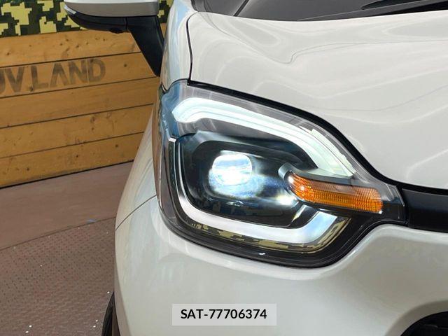 Toyota SIENTA 2024-01 7225111-12