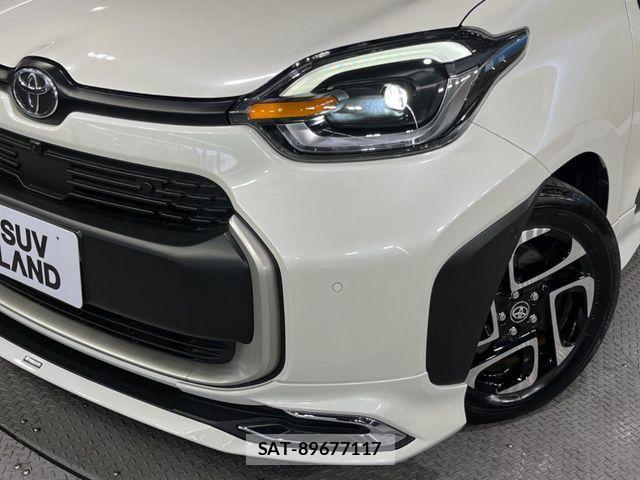Toyota SIENTA 2023-05 7217767-12