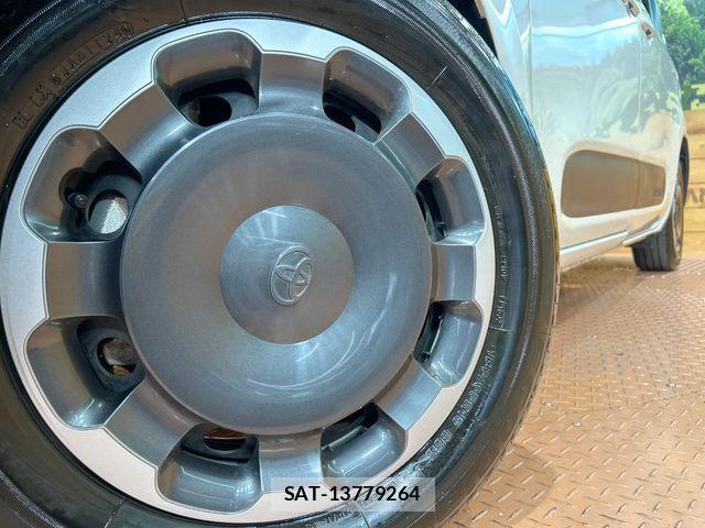 Toyota SIENTA 2024-05 7225118-14