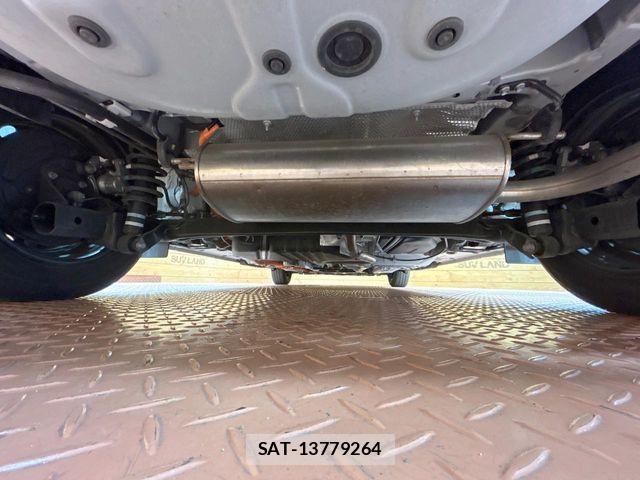 Toyota SIENTA 2024-05 7225118-19