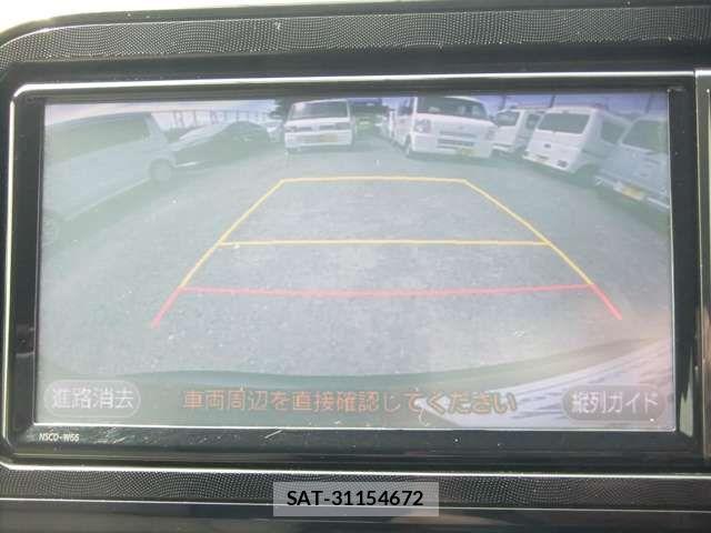 Toyota SIENTA 2017-04 7225055-12
