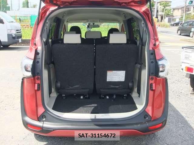 Toyota SIENTA 2017-04 7225055-16